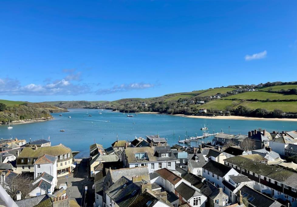 Salcombe - 2 Bedroom Flat, Fantastic Harbour Views Exterior foto